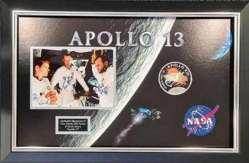 Tom Hanks, Kevin Bacon, Bill Paxton Apollo 13 Signed Montage