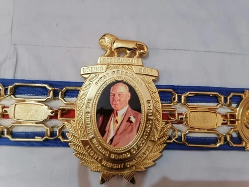 Ken Buchanan Jim Watt Signed Pages with Replica Lightweight Lonsdale Belt