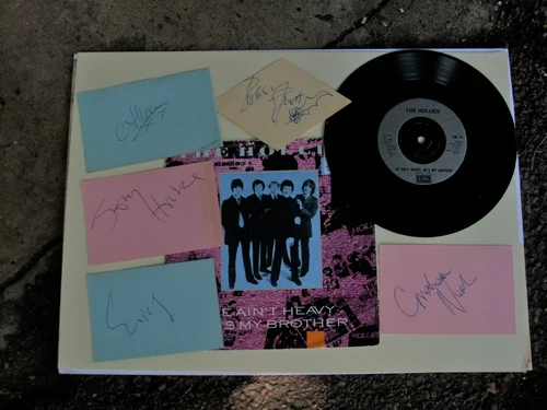 The Hollies - Hicks, Nash, Clarke, Haydock, Elliott Signed