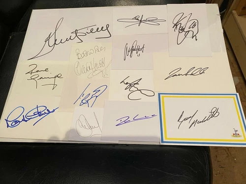 Tottenham FC Legends of the Lane - 29 Signed Cards Collection